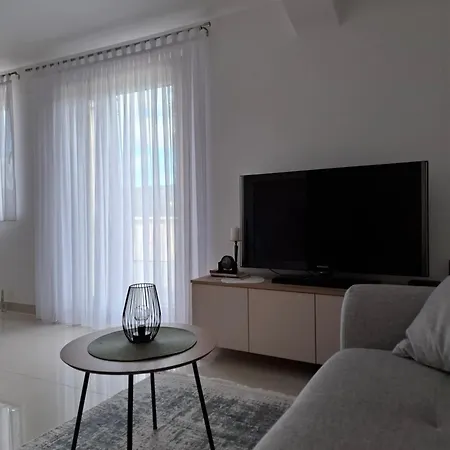 דירה Terrace שירוקי ברייג'